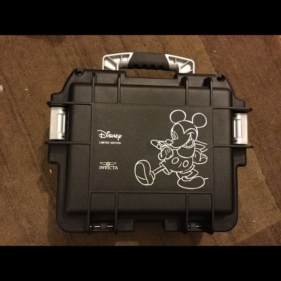 Invicta Other - Invicta 3 Slot Black Disney Mickey Mouse Dive Case